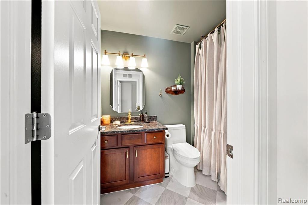 55415 Ambassador Court Property Photo 23