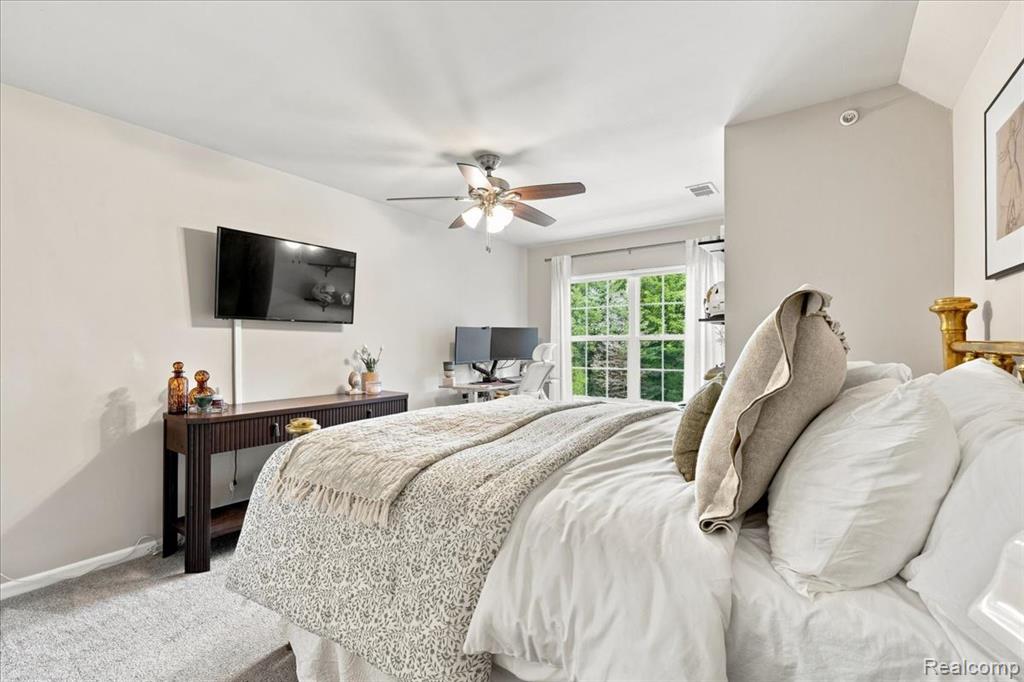 55415 Ambassador Court Property Photo 27