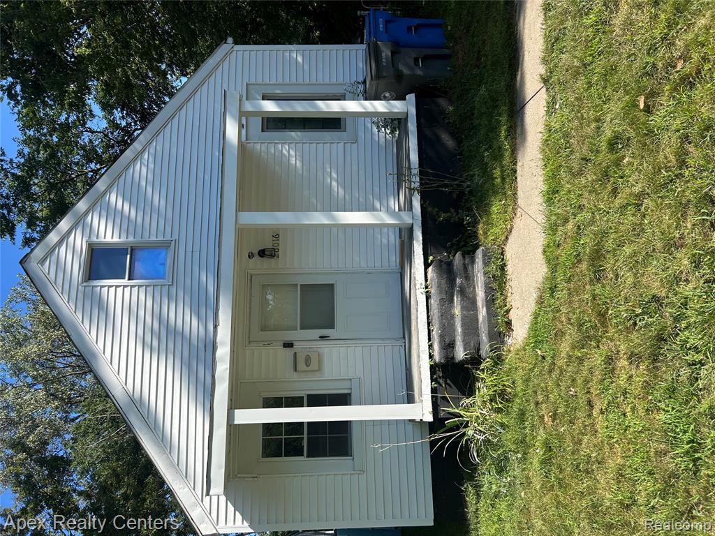 26016 Stanford Street Property Photo 1