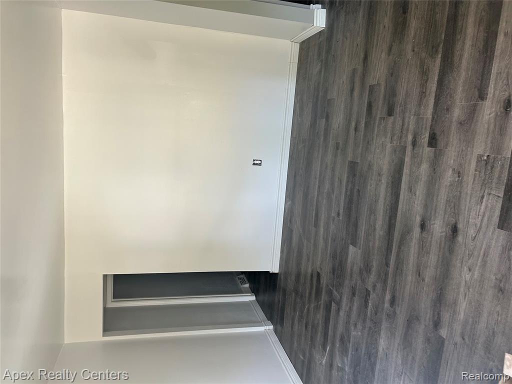26016 Stanford Street Property Photo 4