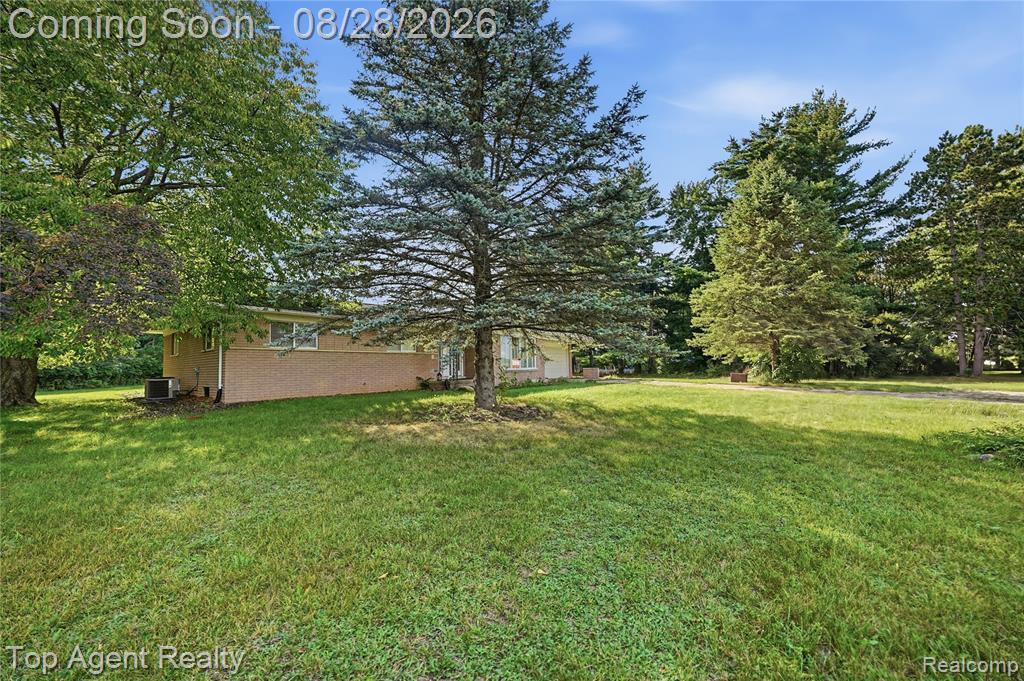2830 S Van Dyke Road Property Photo 1
