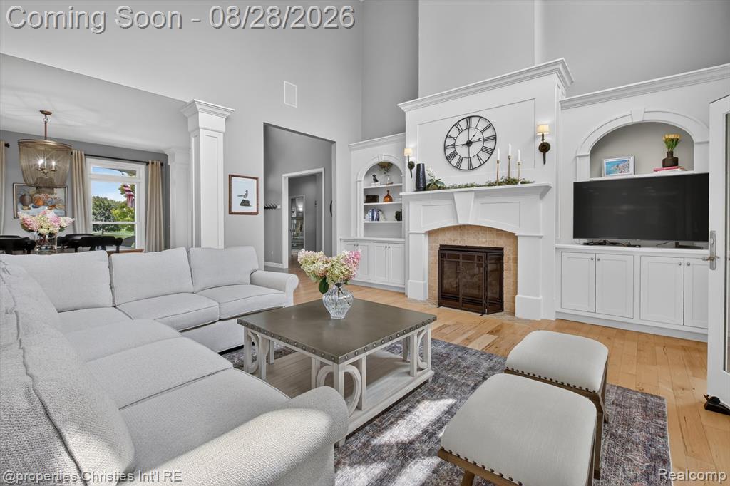 3925 Taylor Lane Property Photo 10