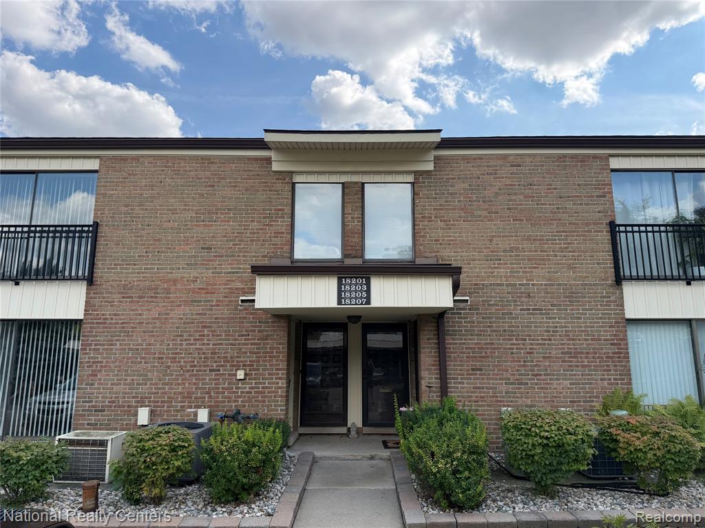 18207 University Park Drive
