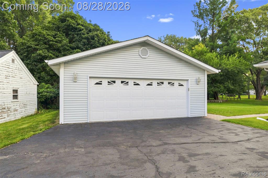 7150 Heath Street Property Photo 38