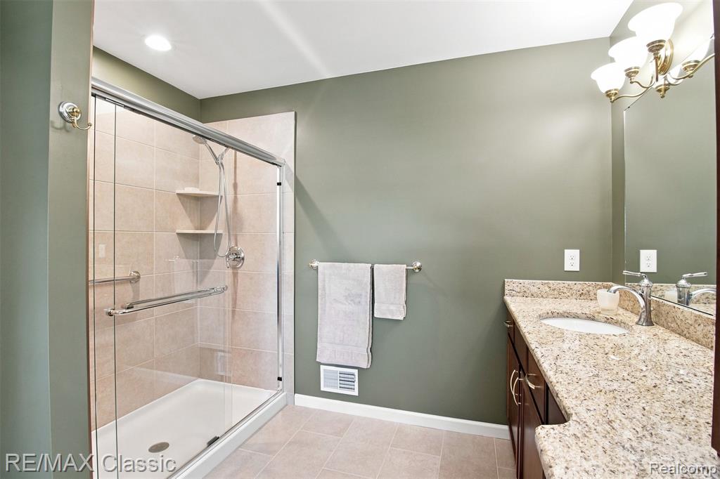 1247 Timberleaf Drive Property Photo 23