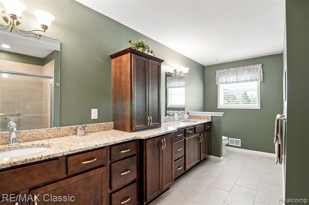 1247 Timberleaf Drive Property Photo 25