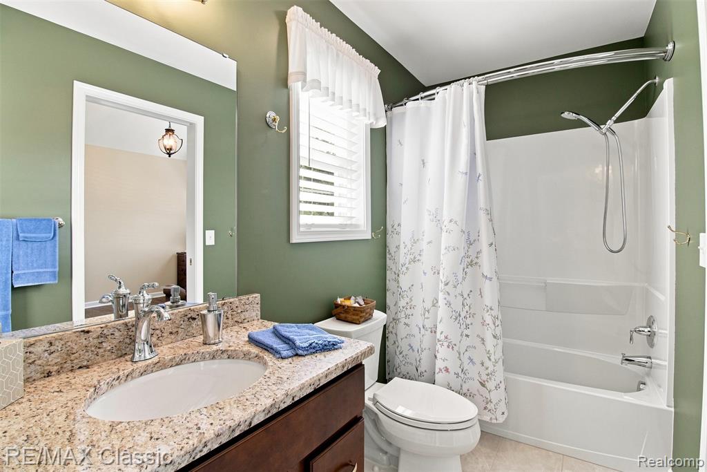 1247 Timberleaf Drive Property Photo 29