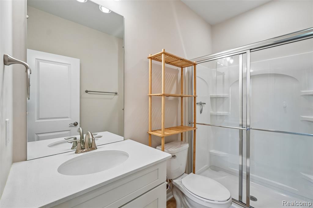 20942 Torbay Drive Property Photo 17