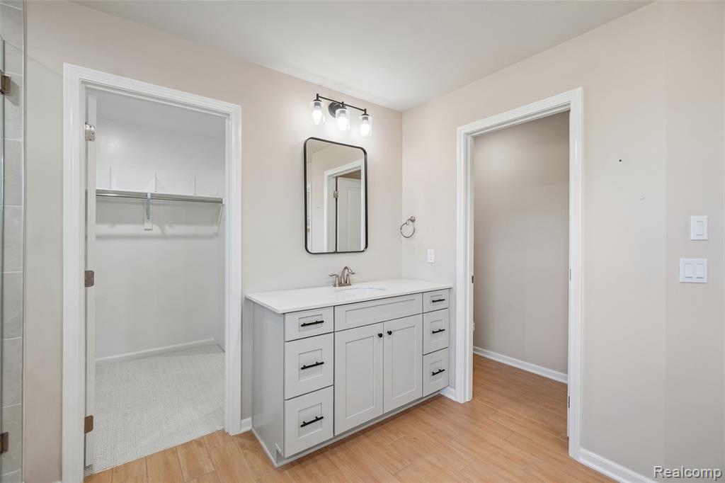 20942 Torbay Drive Property Photo 19