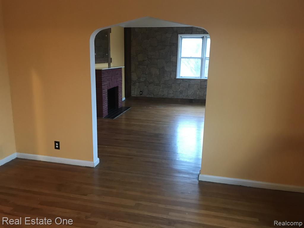 2460 N Florian Street Property Photo 37