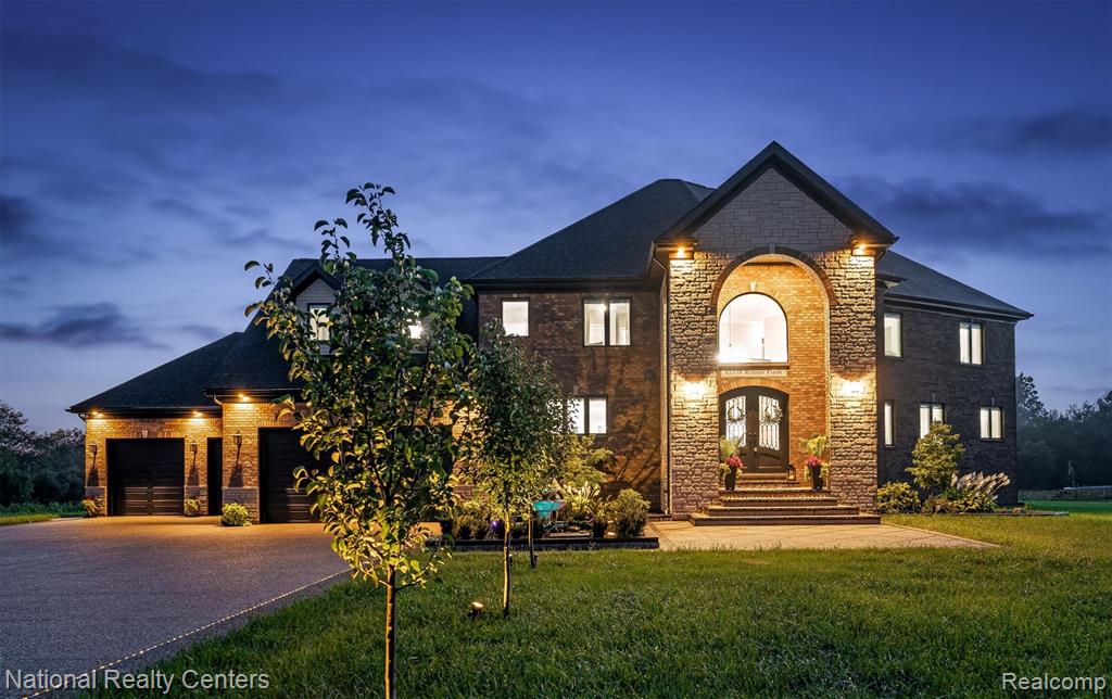 65339 Romeo Plank Road Property Photo 13