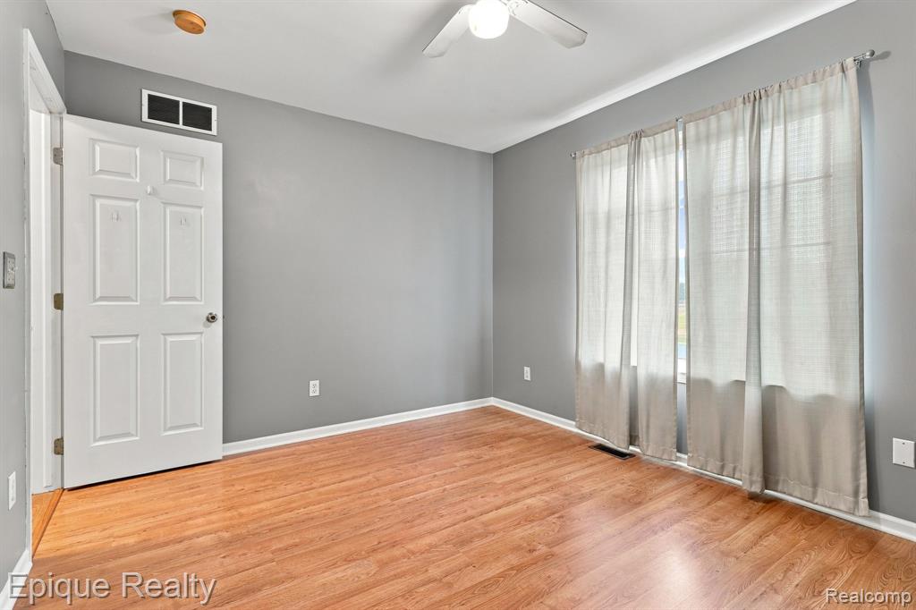 5208 Foxhill Lane Property Photo 18