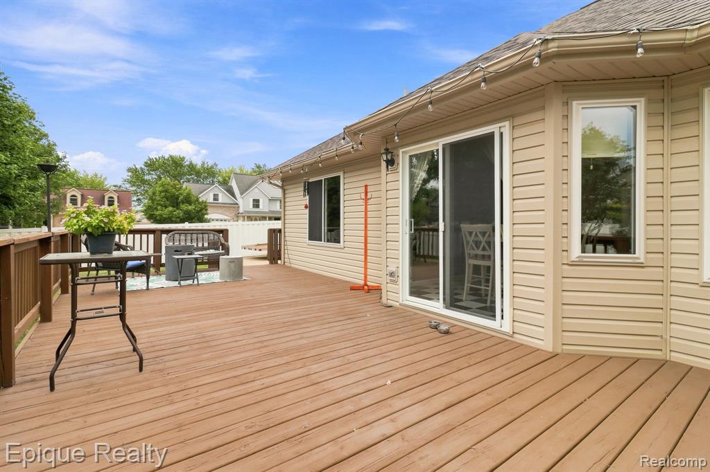 5208 Foxhill Lane Property Photo 25
