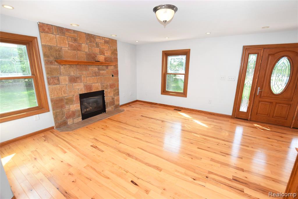 2182 Wiggins Road Property Photo 6