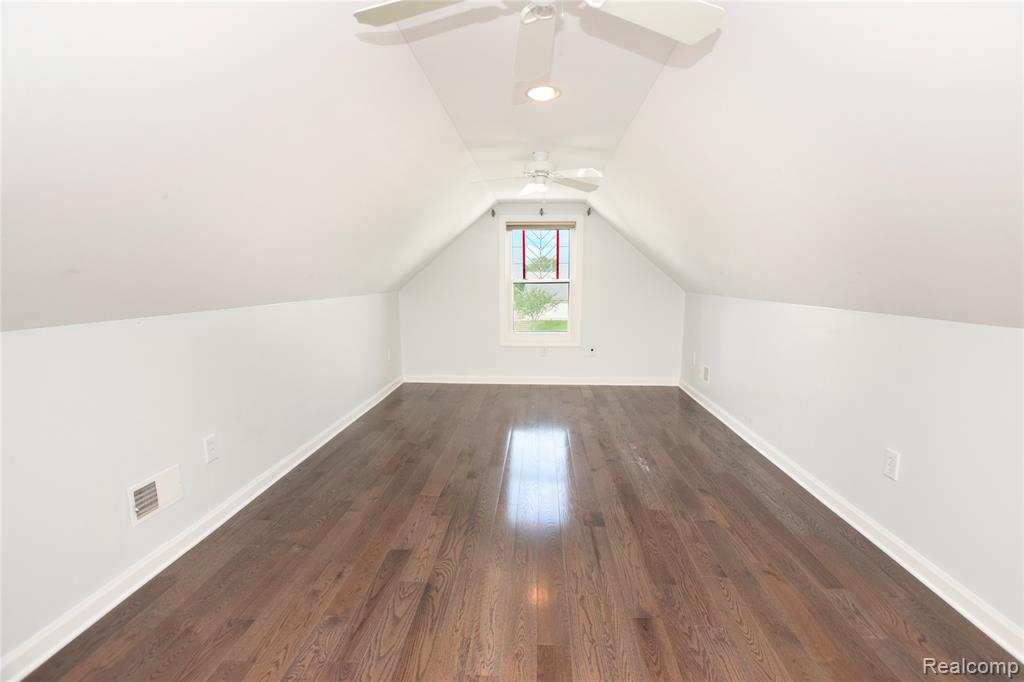 2182 Wiggins Road Property Photo 13