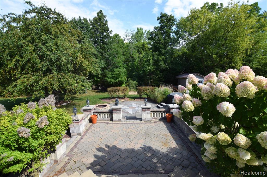 2182 Wiggins Road Property Photo 21