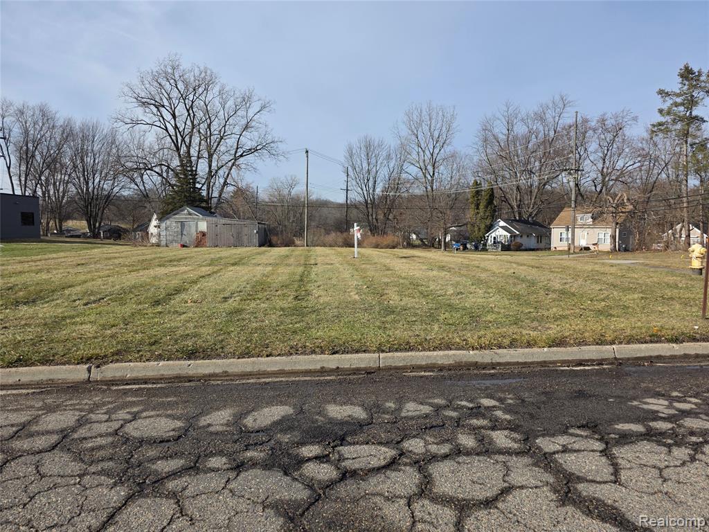 1573 N Telegraph Drive Property Photo 1