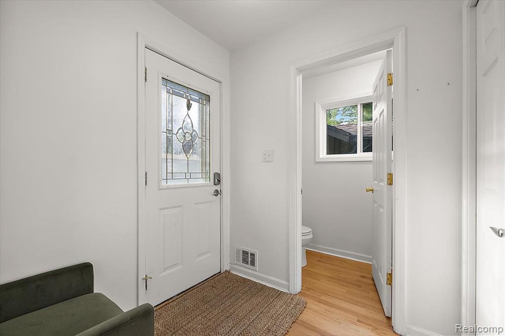 7710 Richardson Road Property Photo 23