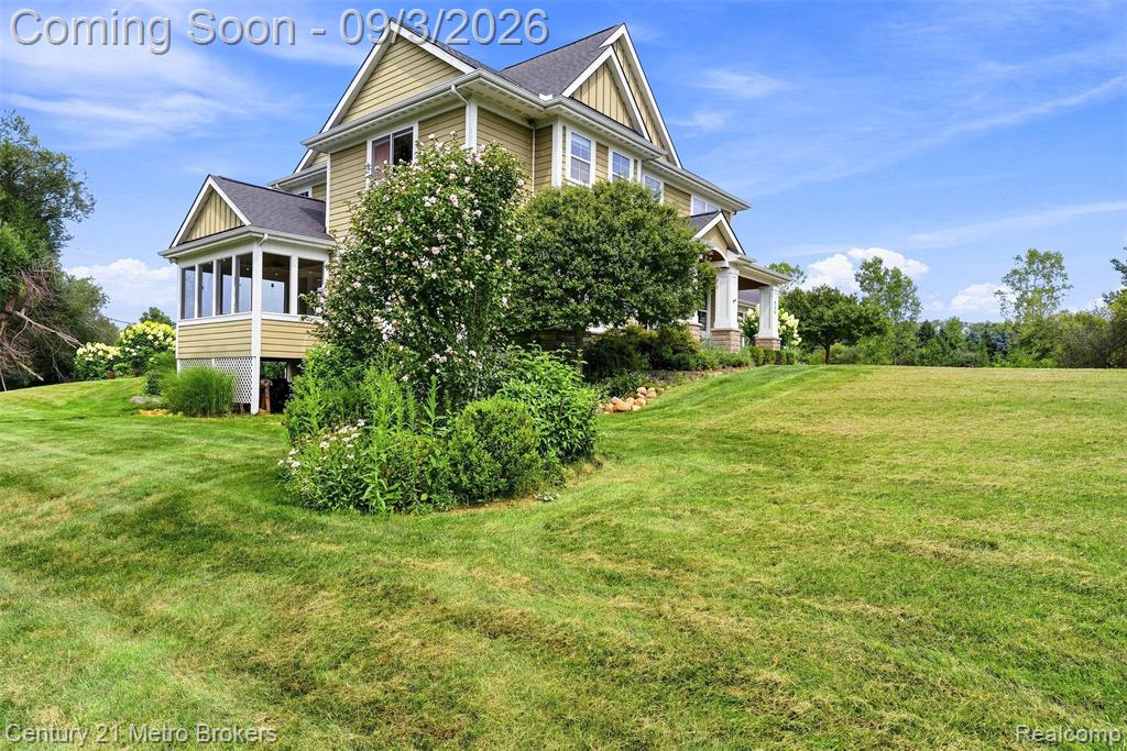 8275 Stonebrook Lane Property Photo 10