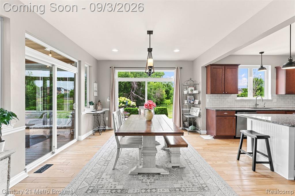 8275 Stonebrook Lane Property Photo 17