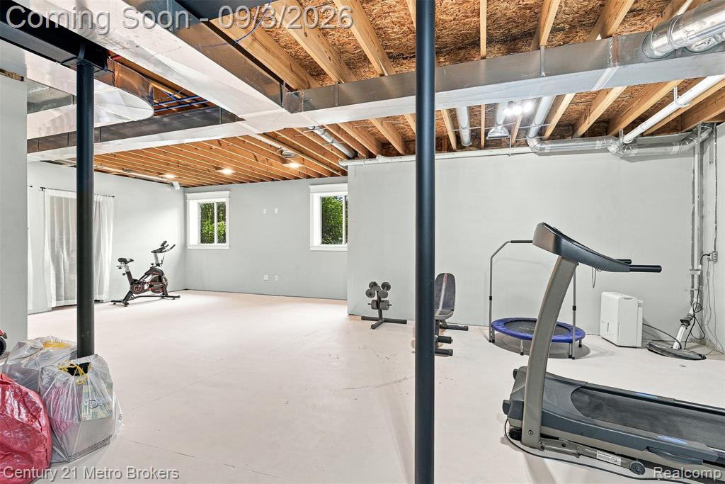 8275 Stonebrook Lane Property Photo 49