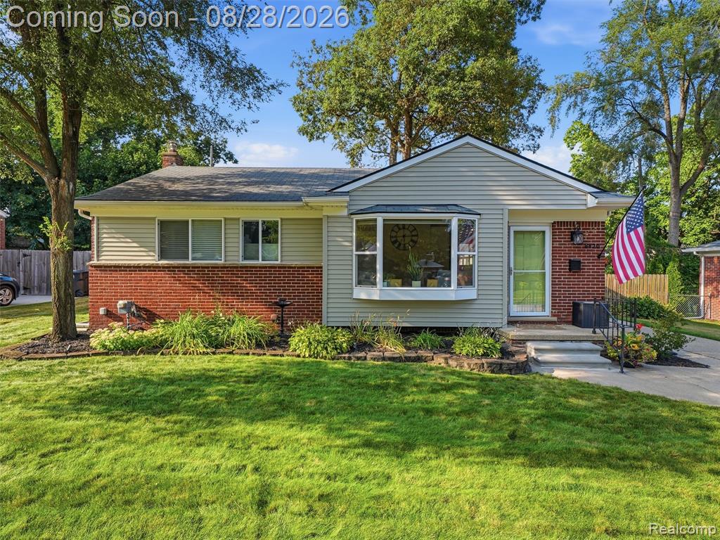 8420 Northfield Boulevard Property Photo 1
