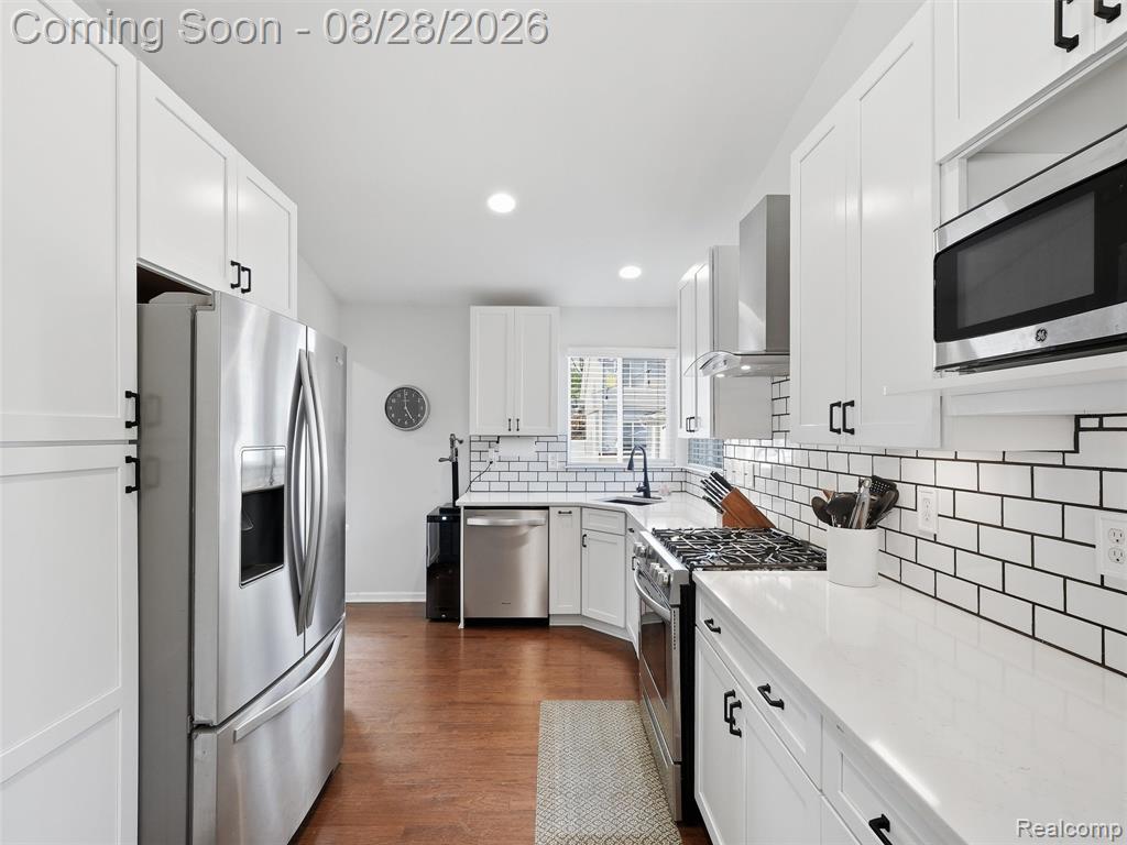 8420 Northfield Boulevard Property Photo 11