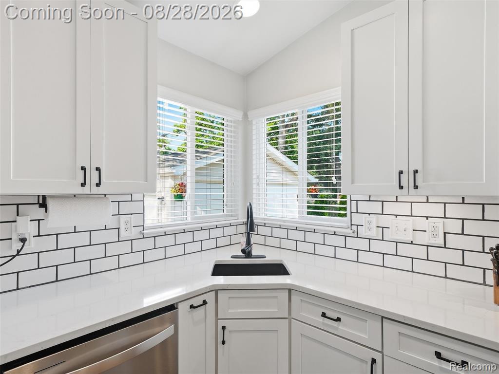 8420 Northfield Boulevard Property Photo 12