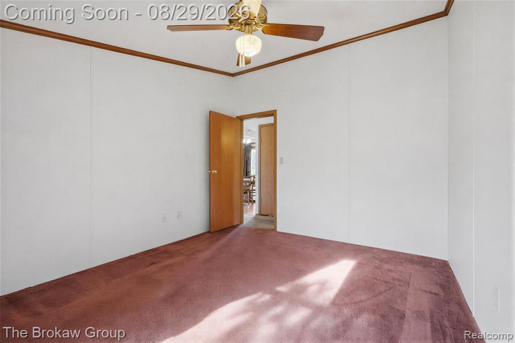 5189 Webster Road Property Photo 24
