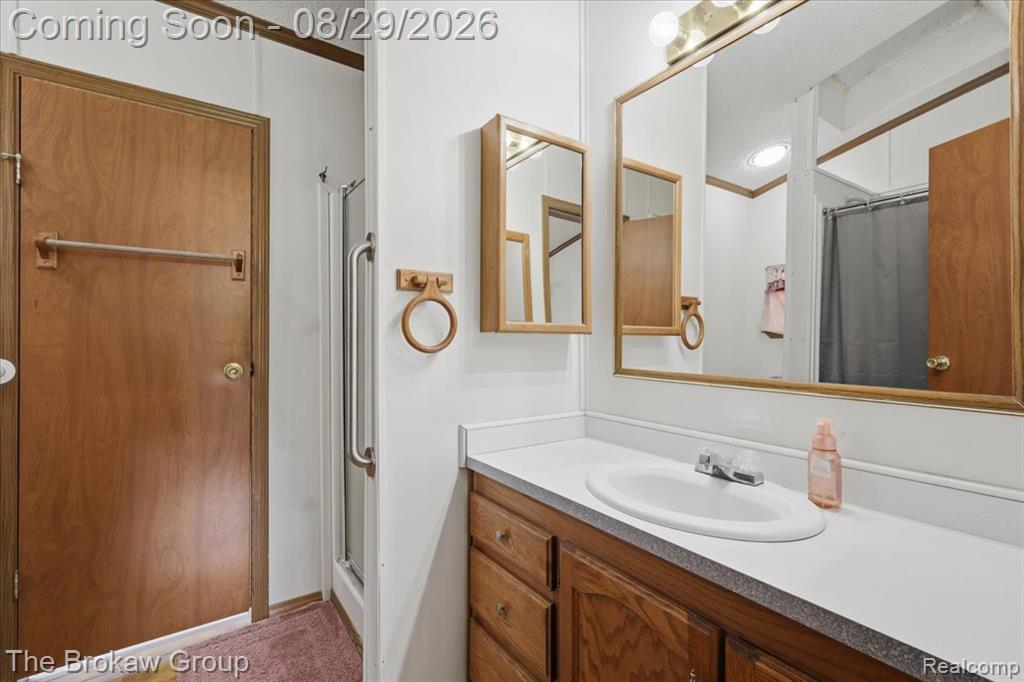 5189 Webster Road Property Photo 31