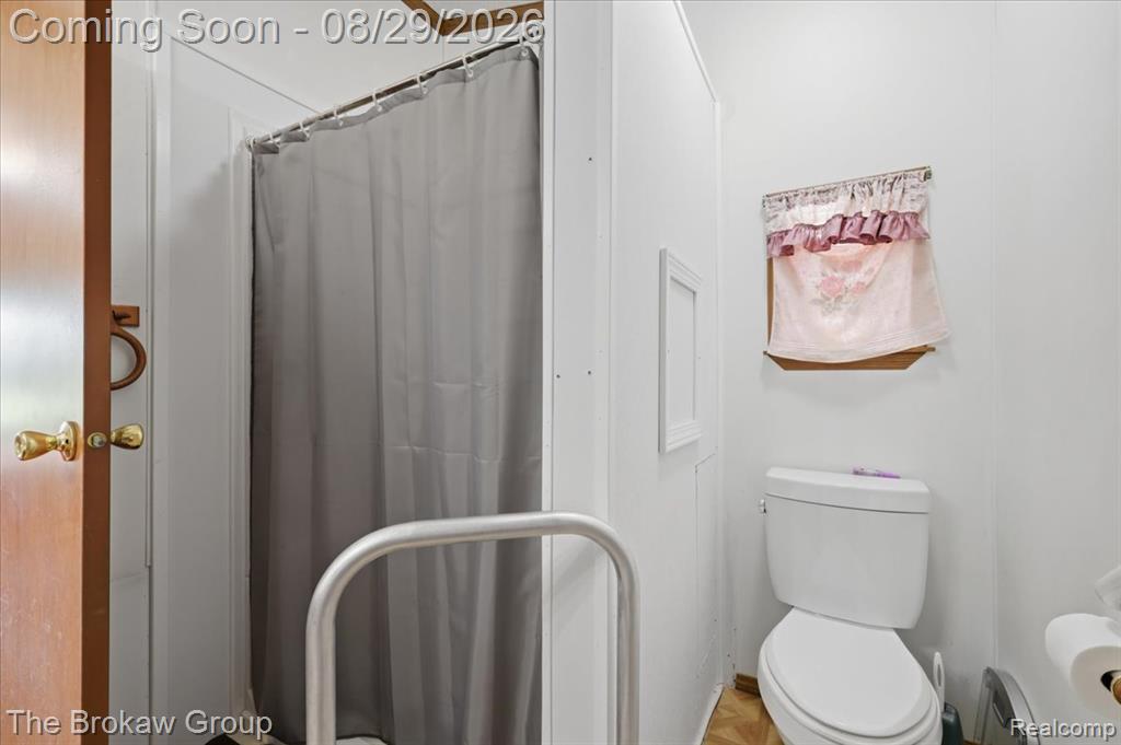 5189 Webster Road Property Photo 32