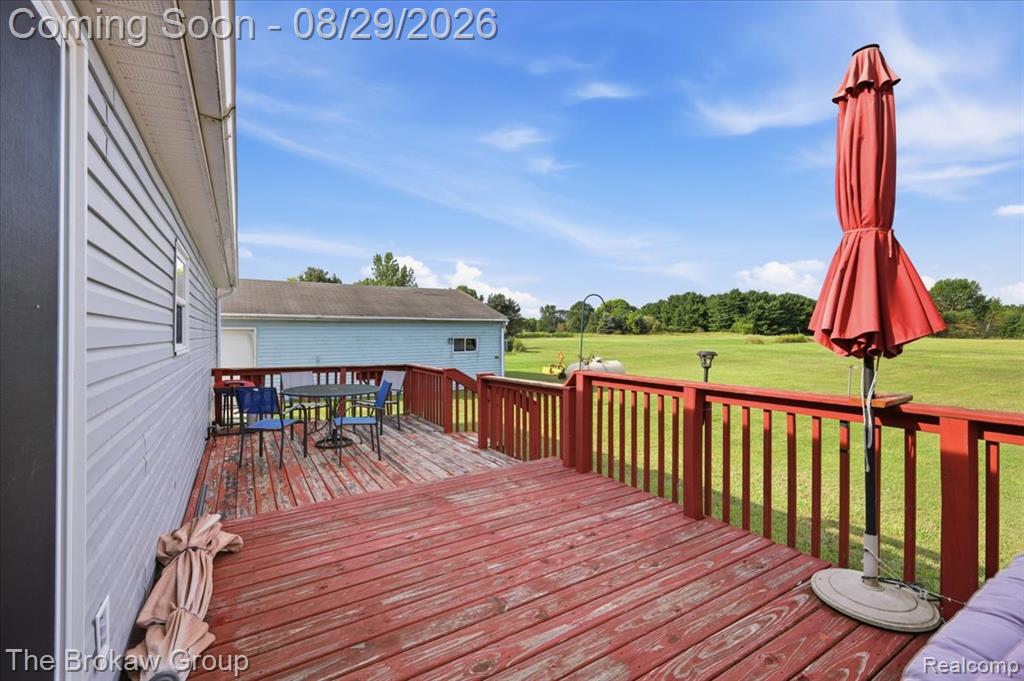 5189 Webster Road Property Photo 35
