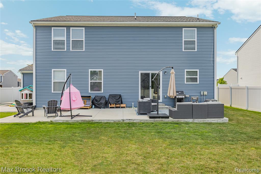 58176 Thomas Drive Property Photo 31