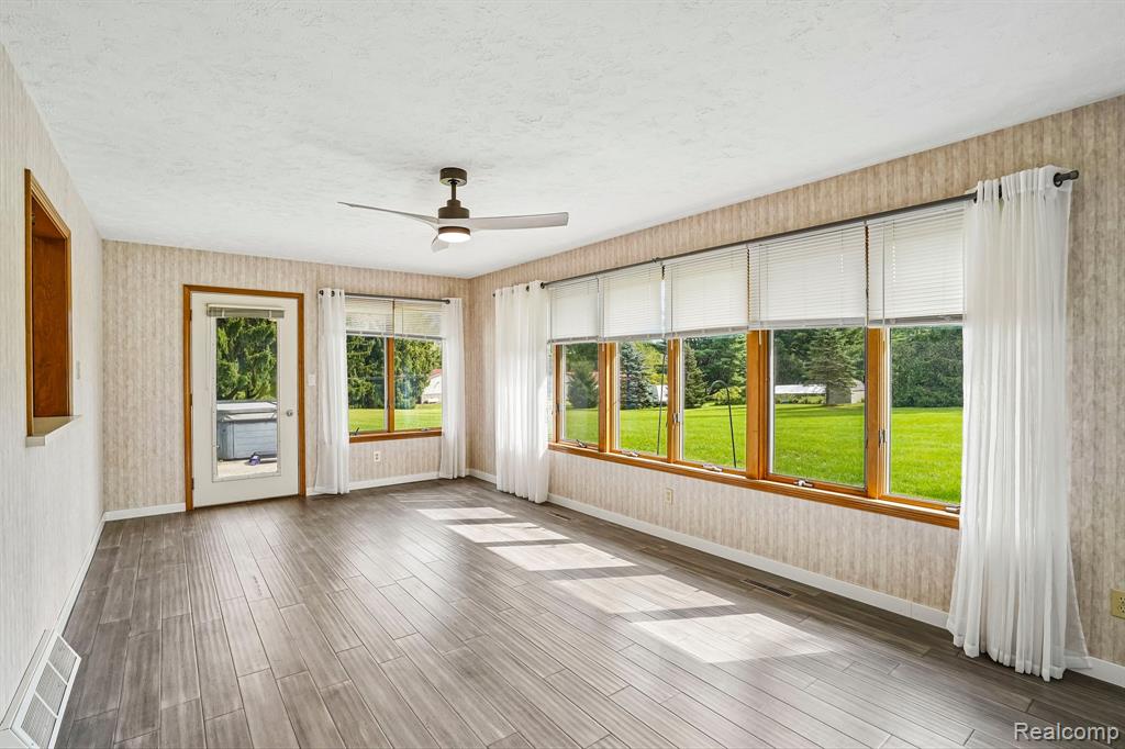3981 S State Road Property Photo 6
