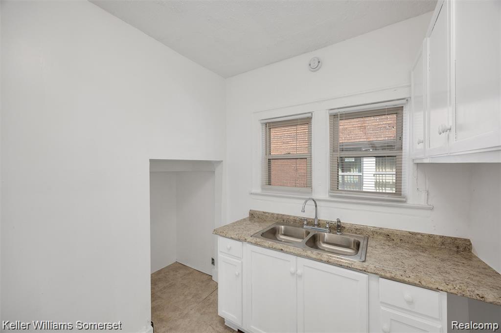 4281 Duane Street - Unit 1 Property Photo 6