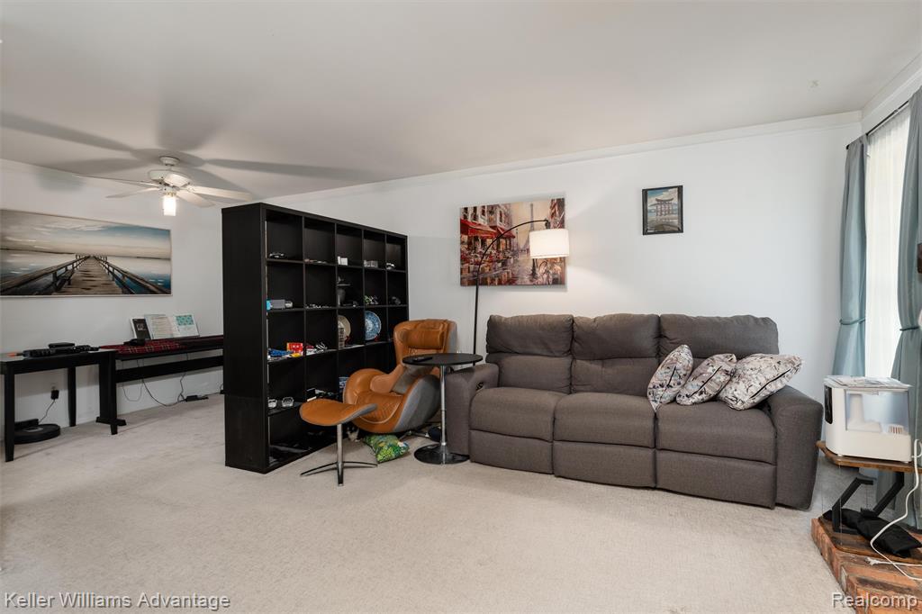 20928 E Glen Haven Circle Property Photo 6