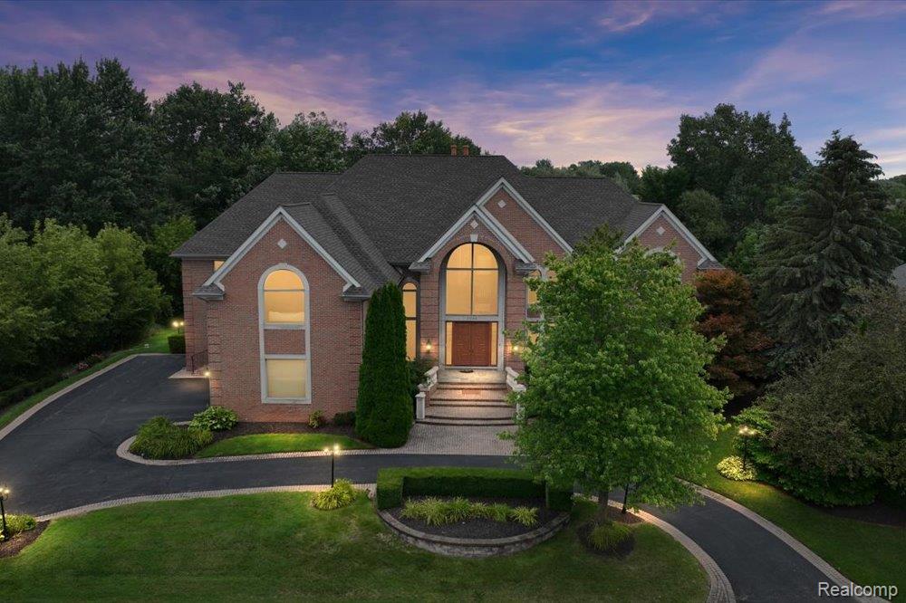 3543 Cedar Brook Drive Property Photo 2