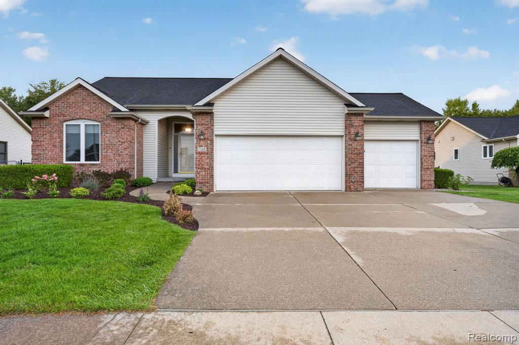7168 Parkridge Parkway Property Photo 1