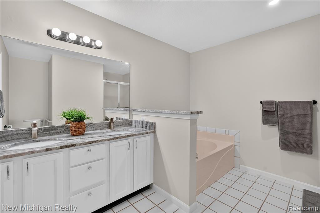 12372 Saint Andrews Way Property Photo 23