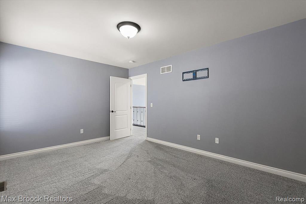 53715 Springdale Street Property Photo 36