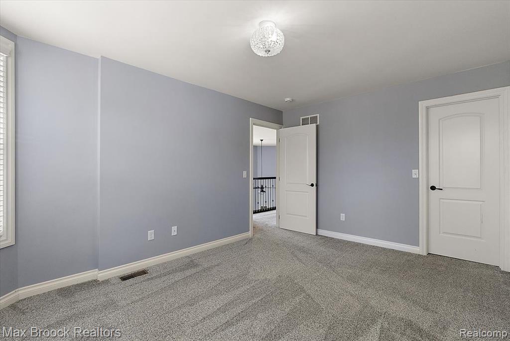 53715 Springdale Street Property Photo 42