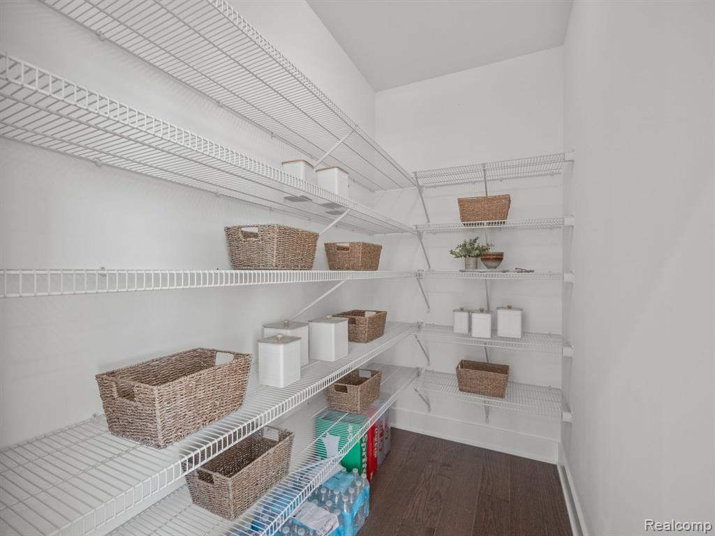 6187 Marsh Road Property Photo 10