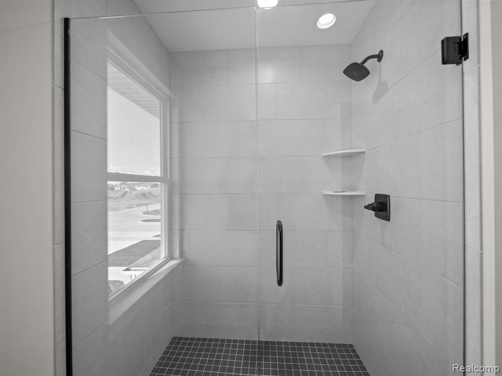 6187 Marsh Road Property Photo 12