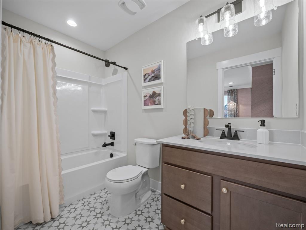 6187 Marsh Road Property Photo 16