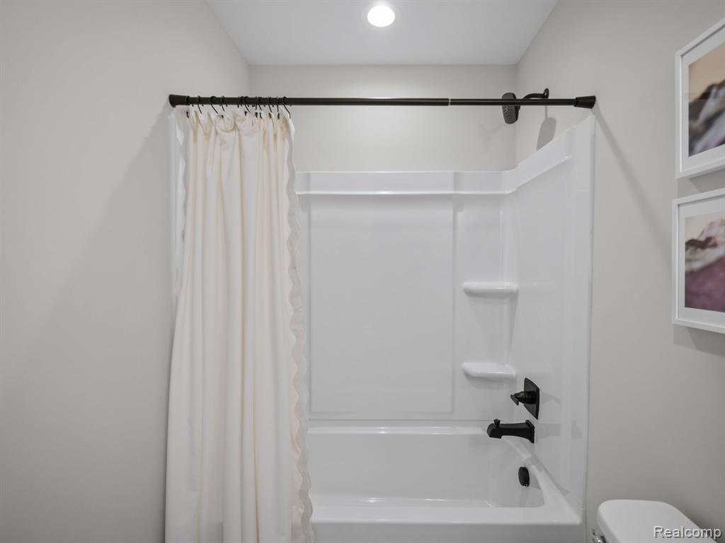 6187 Marsh Road Property Photo 17