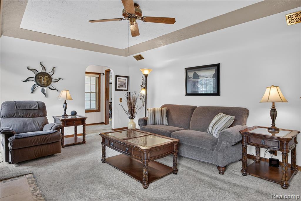 11175 Elmview Street Property Photo 10