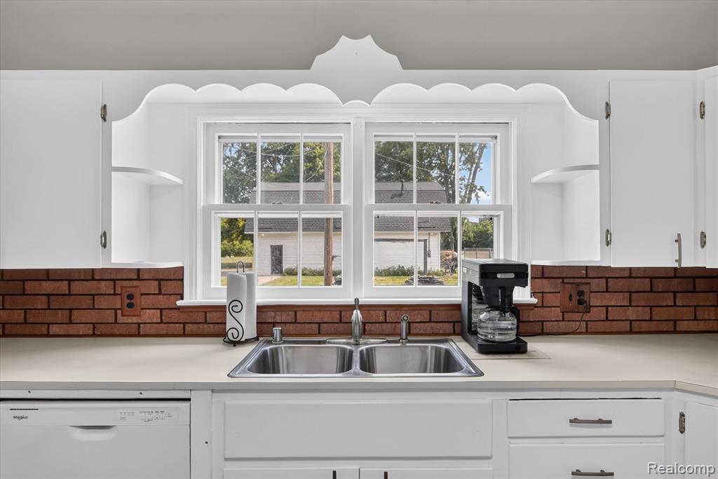 11175 Elmview Street Property Photo 12