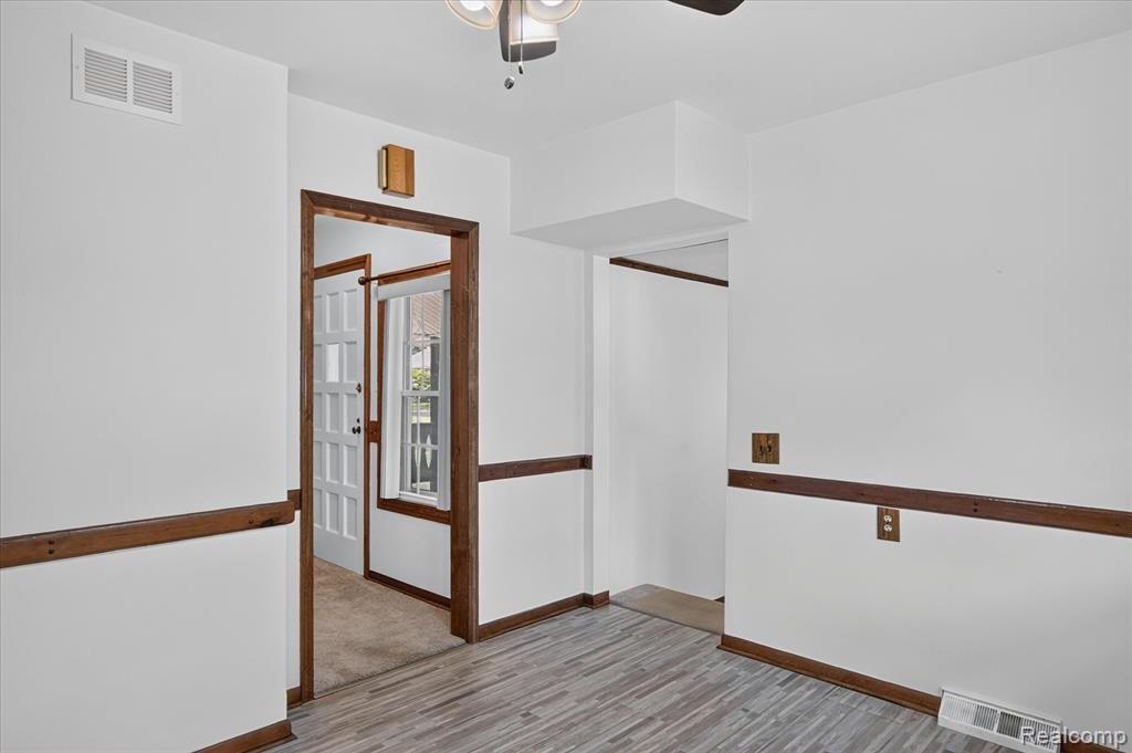11175 Elmview Street Property Photo 14