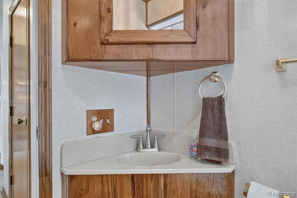 11175 Elmview Street Property Photo 22