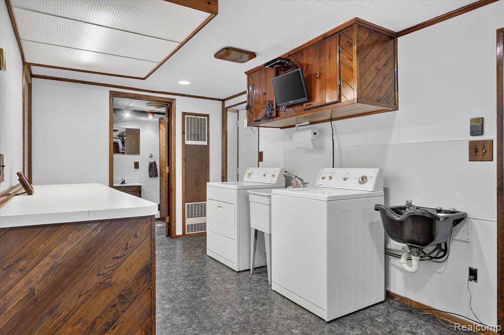 11175 Elmview Street Property Photo 31